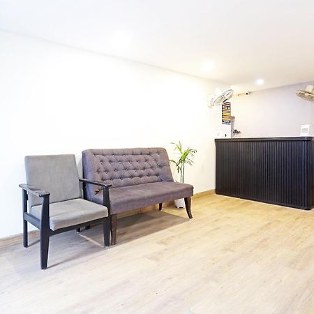 Hotel Twamev Residency Uttam Nagar Couple Friendly Delhi  Esterno foto