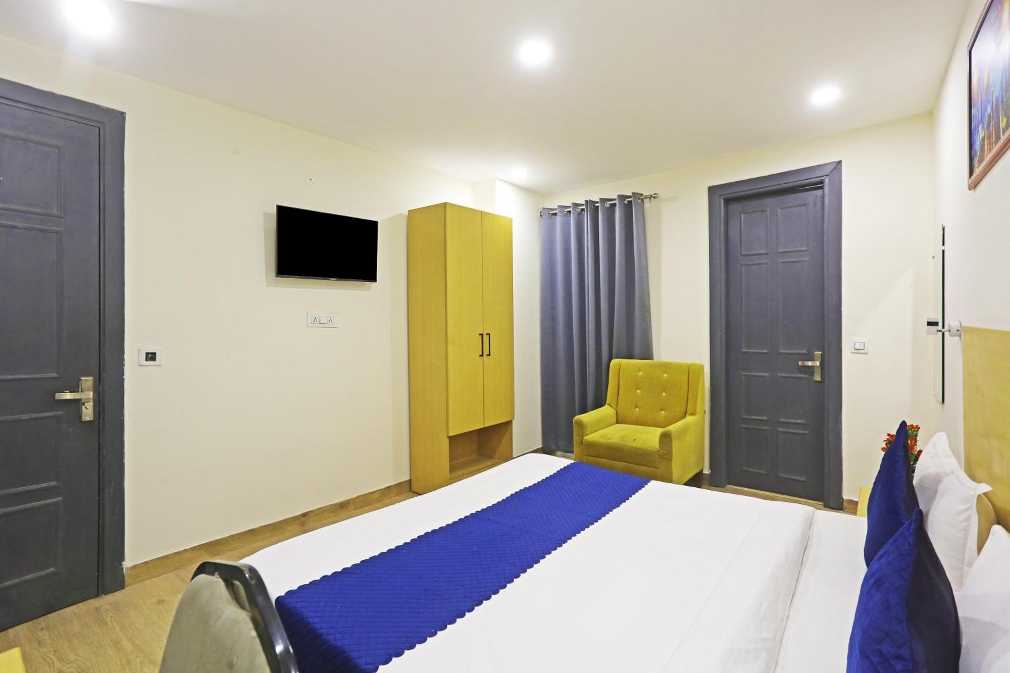 Hotel Twamev Residency Uttam Nagar Couple Friendly Delhi  Esterno foto